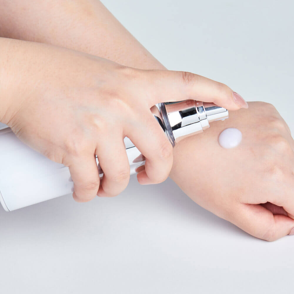 MEDIPEEL + Peptide 9 Volume All In One Essence Pro